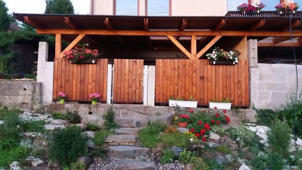 Apartmany Sharka -Sarka Justrova Дечин Экстерьер фото